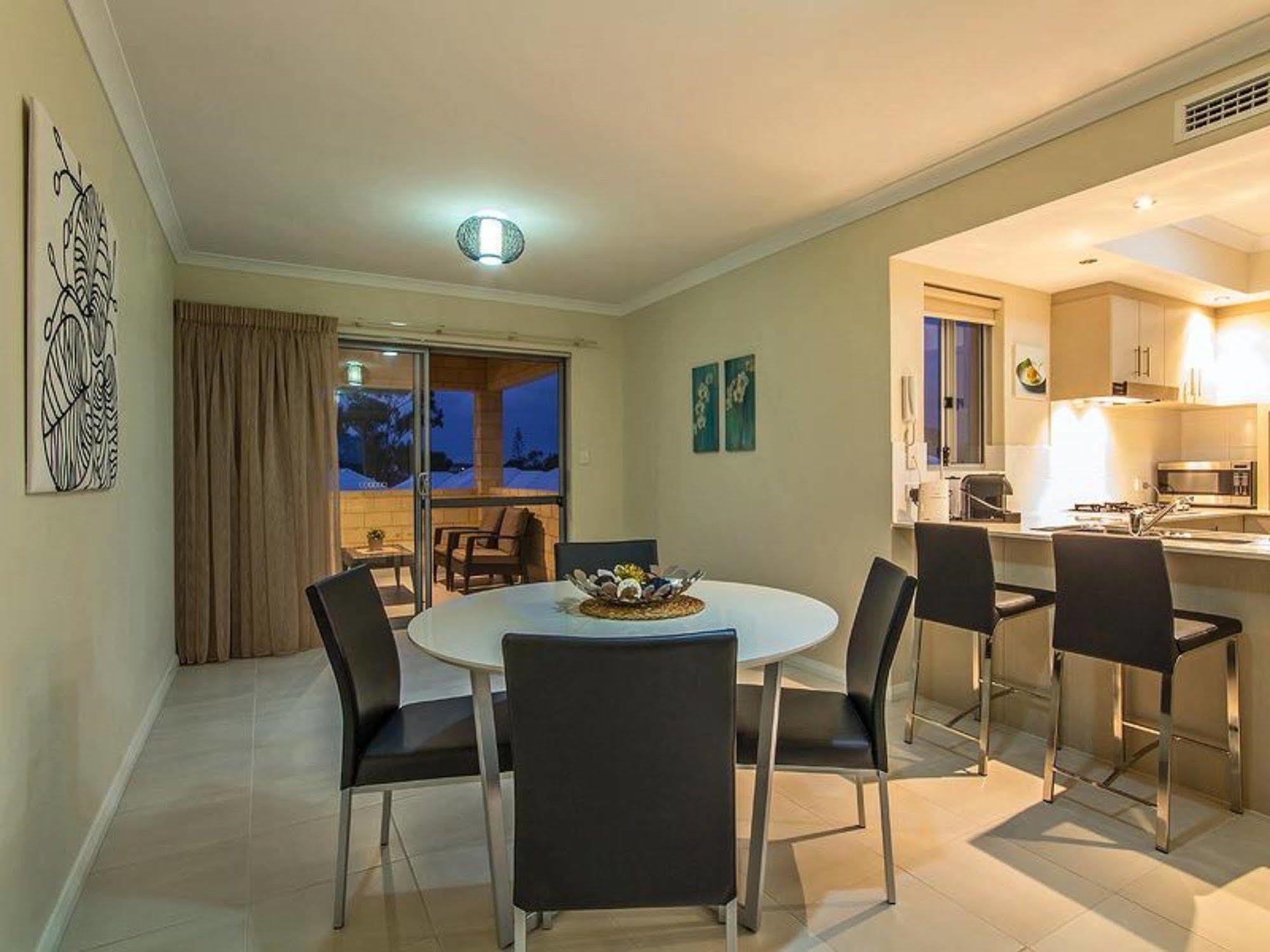 Serenity On The Terrace Mandurah Ngoại thất bức ảnh